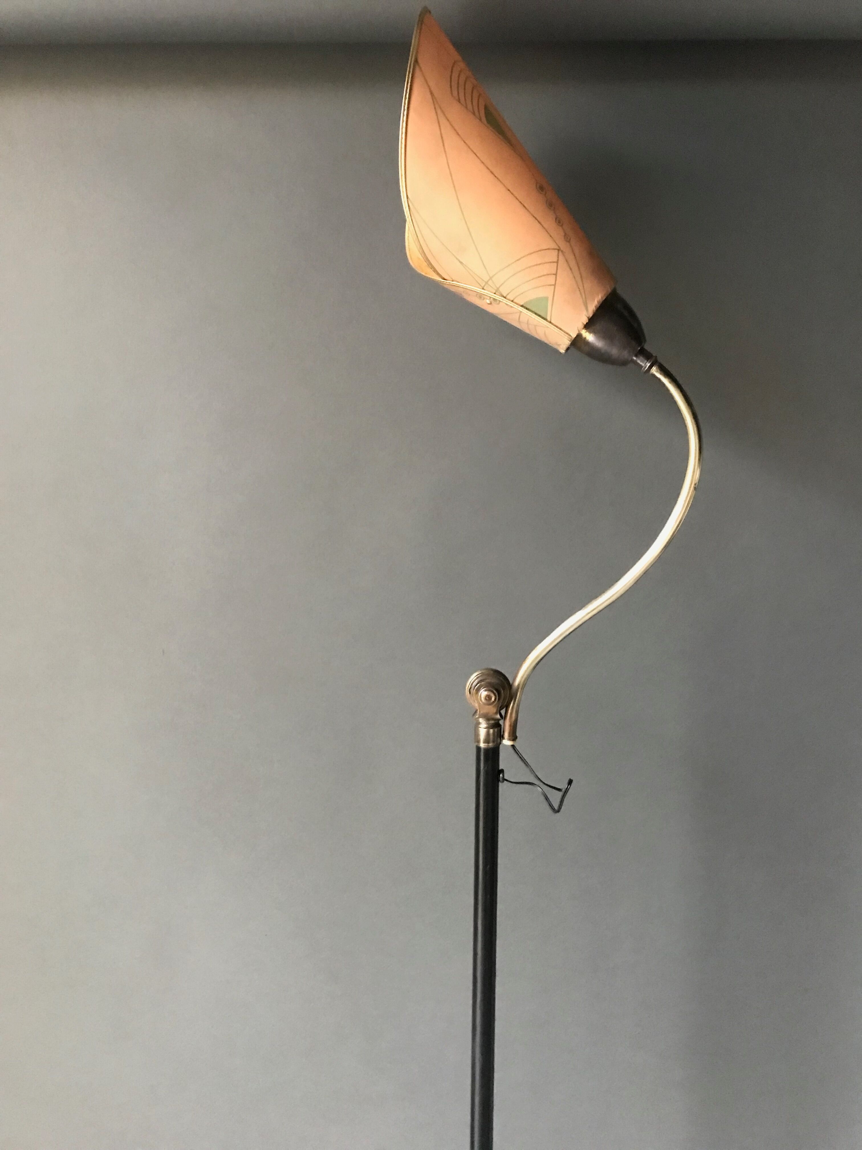 e-reader floor lamp