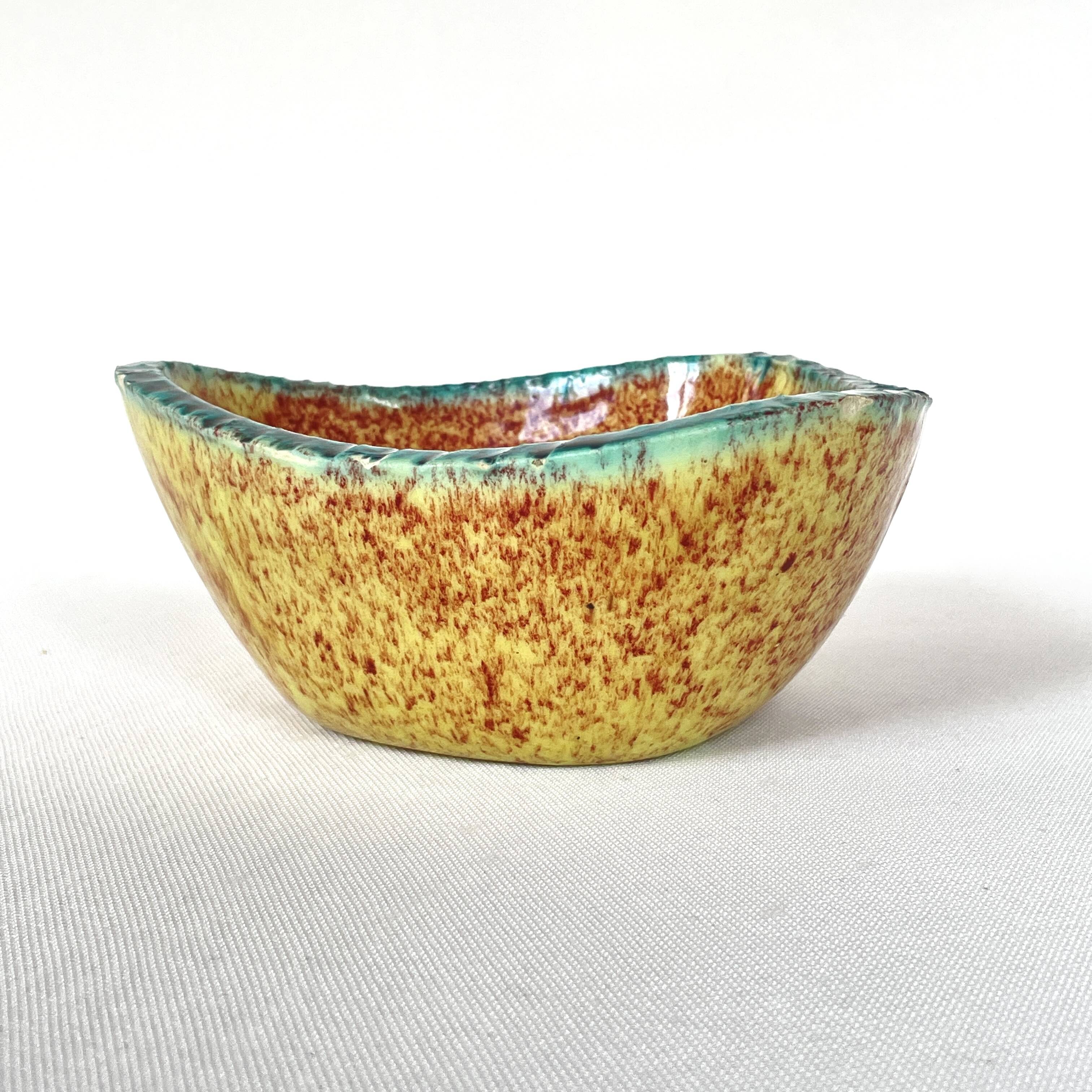 Accolay ceramic bowl, 1960