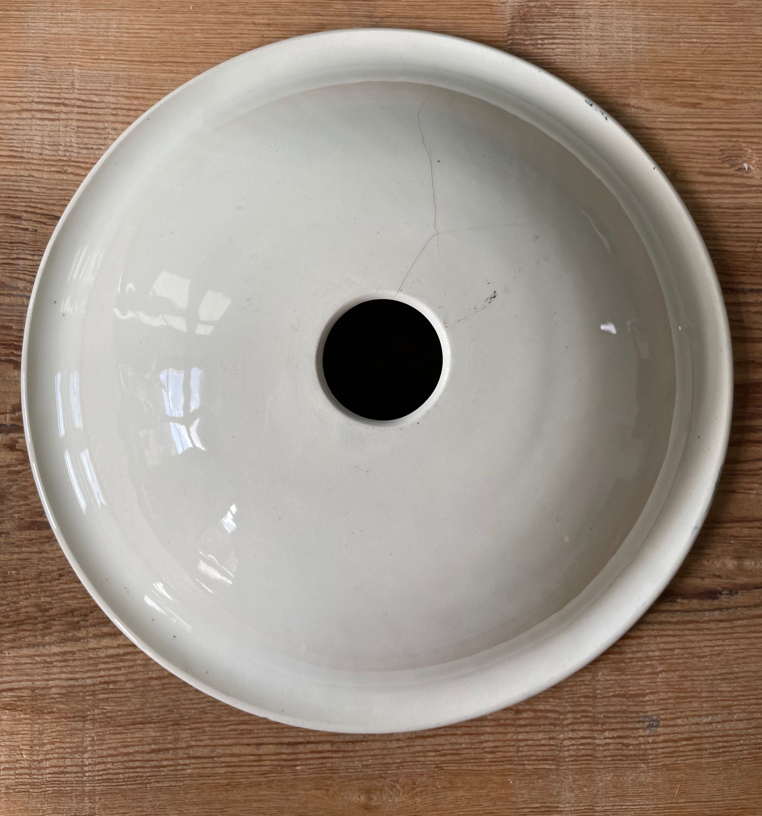 Soap cup 1900 in earthenware of St Amand Et Hamage, Nigella collection