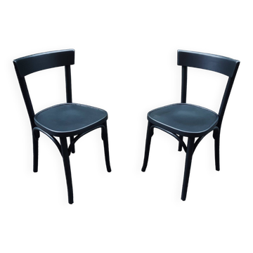 Set of 2 vintage bistro chairs