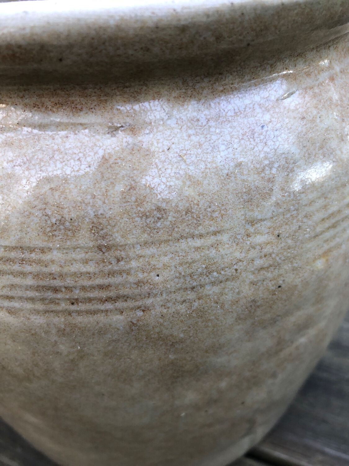 Glazed stoneware pot