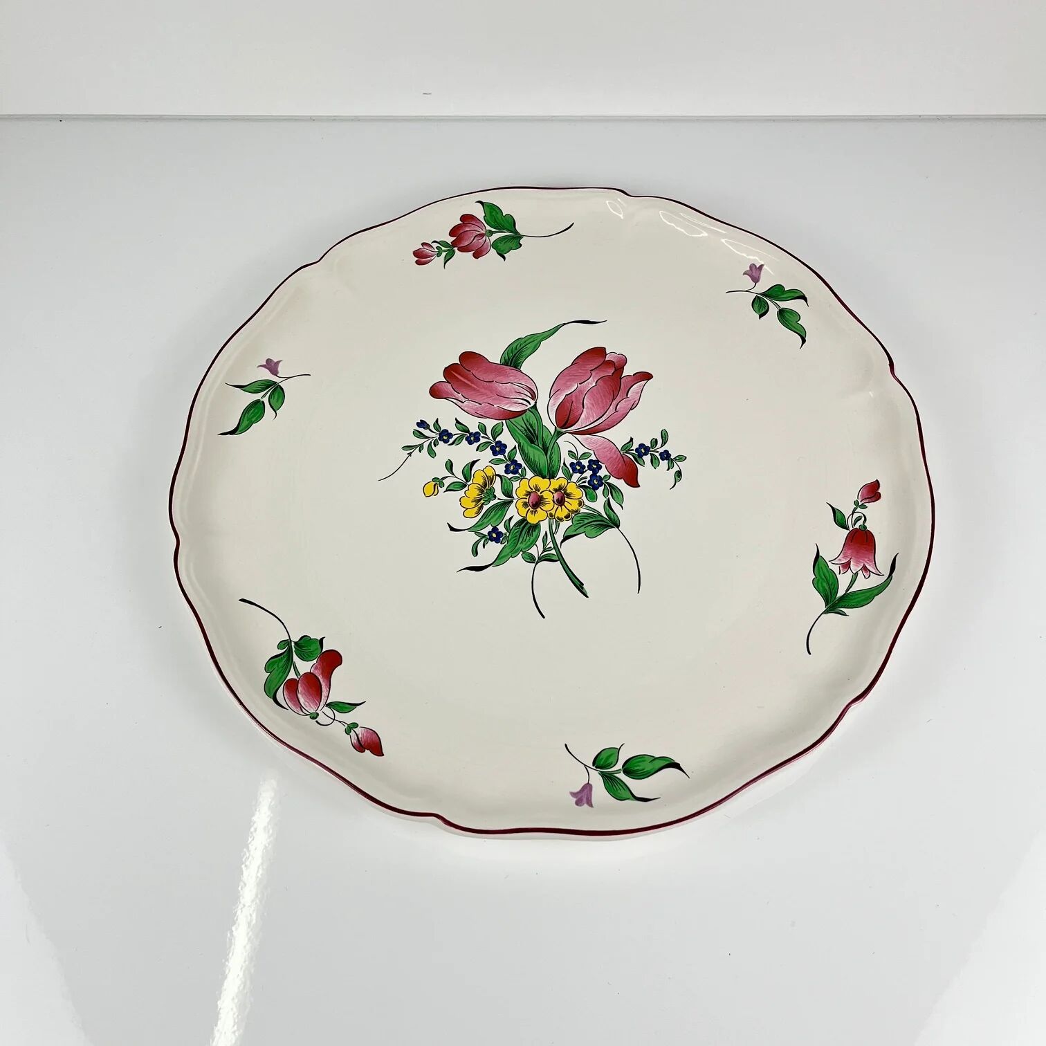 Cake dish KG Lunéville, model "Réverbère", tulip pattern