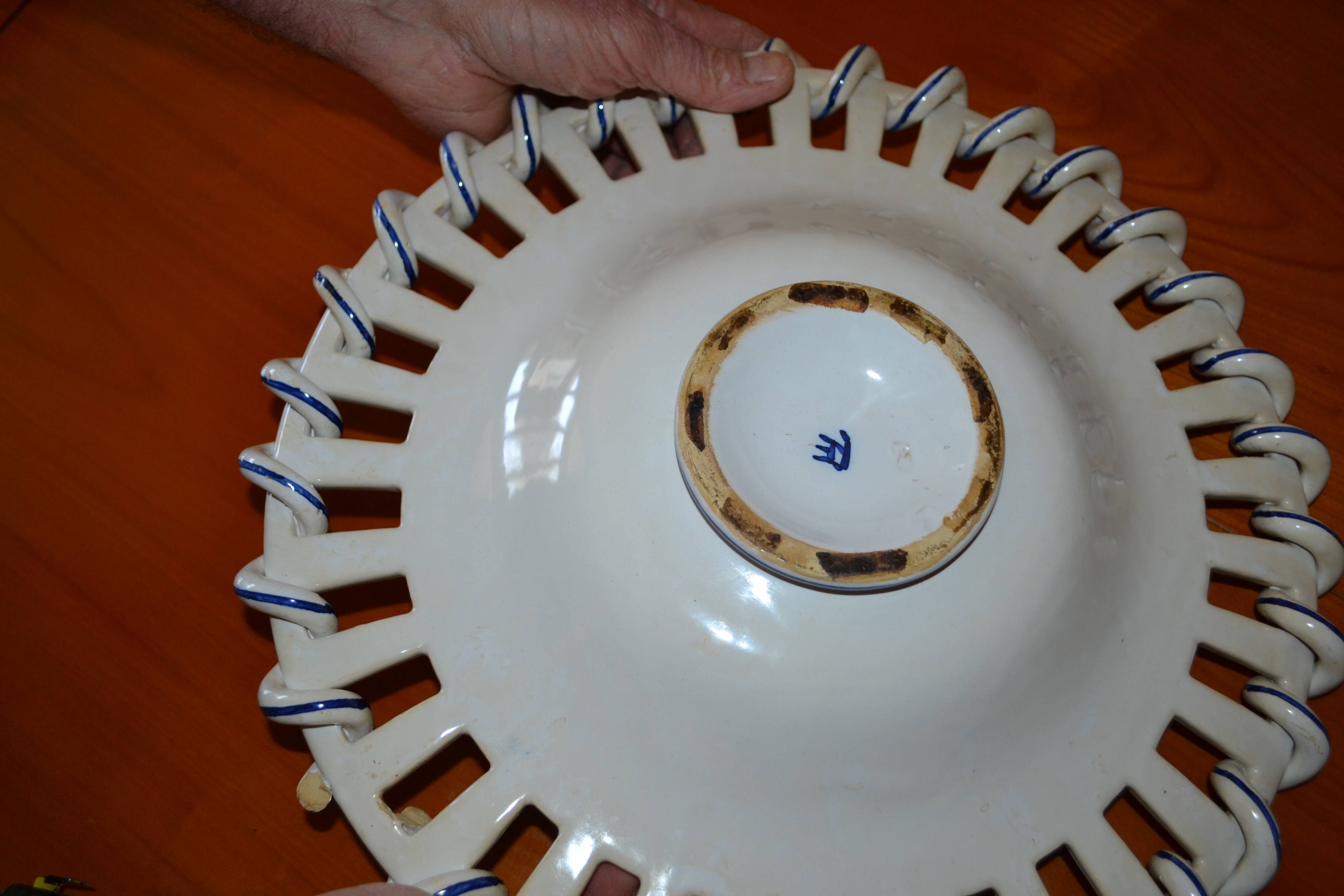 Earthenware fruit bowl