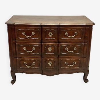 Commode, Galbée arbalète en noyer 18 ème