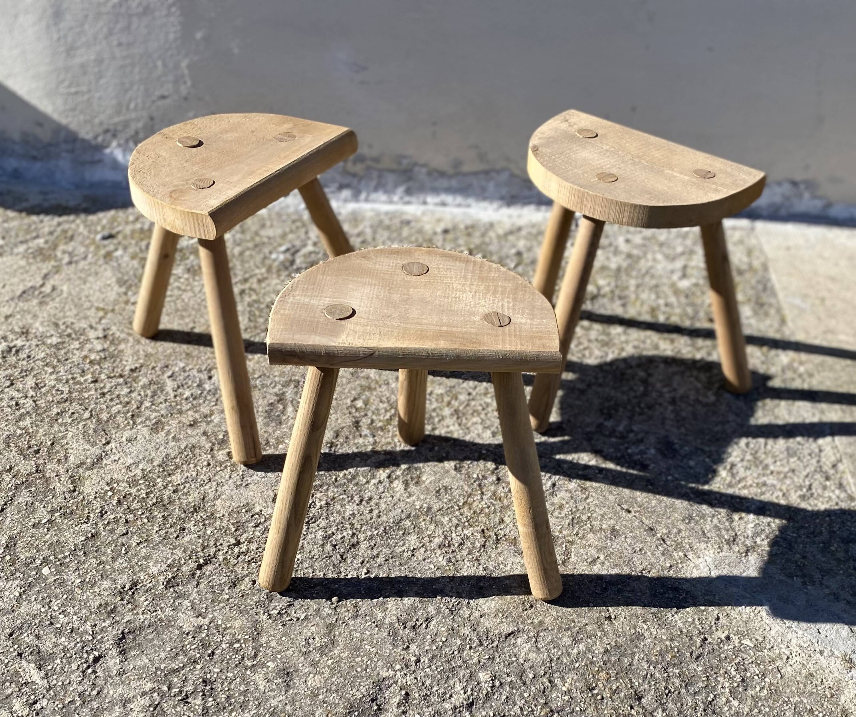 Set of 3 mountain-style half-moon tripod stools