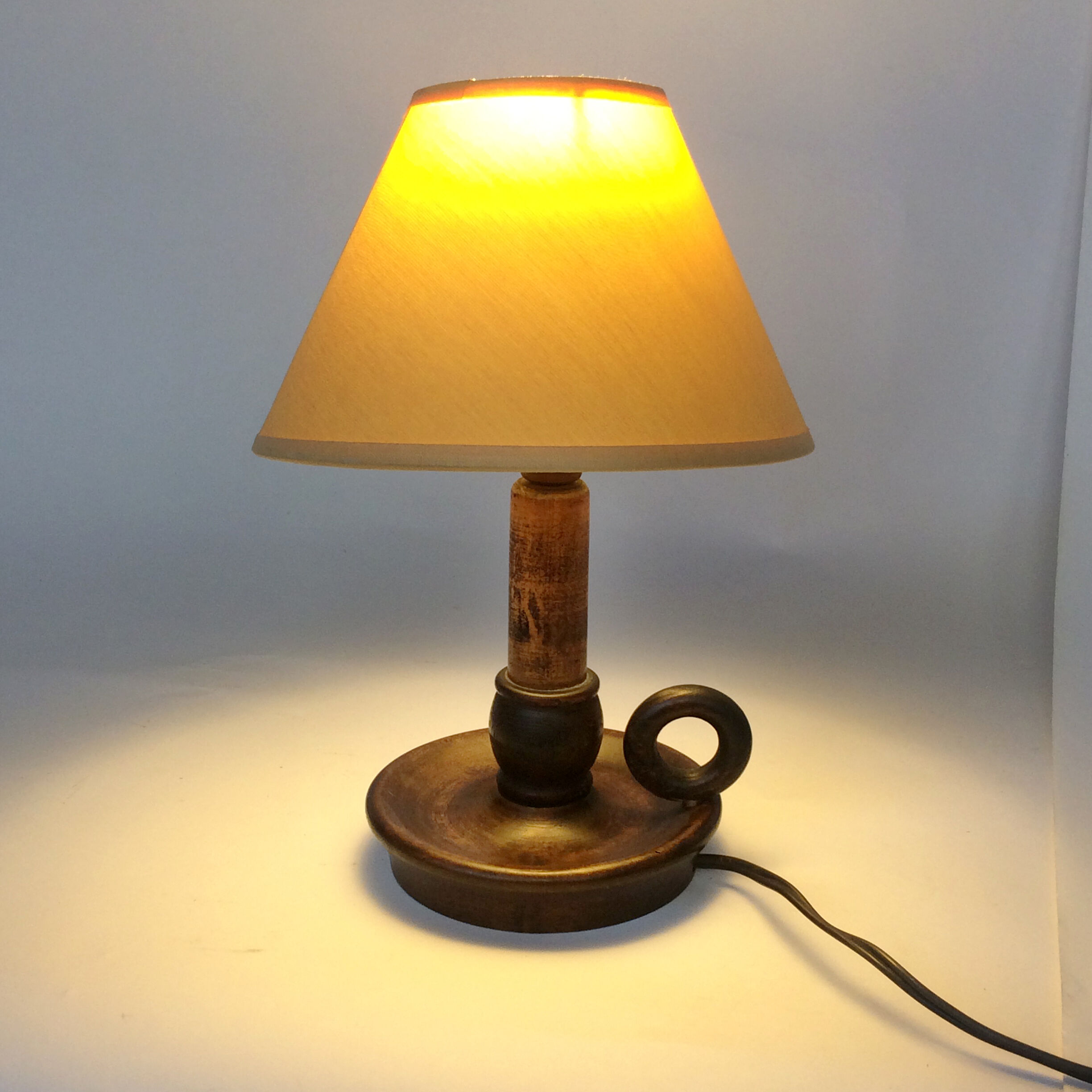 Lampe bougeoir en bois