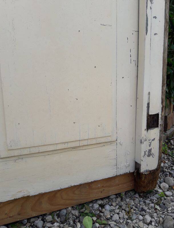 Old glazed door 211.5x105.5cm and its entrance door frame.