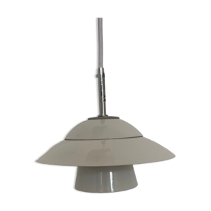 suspension danoise blanche