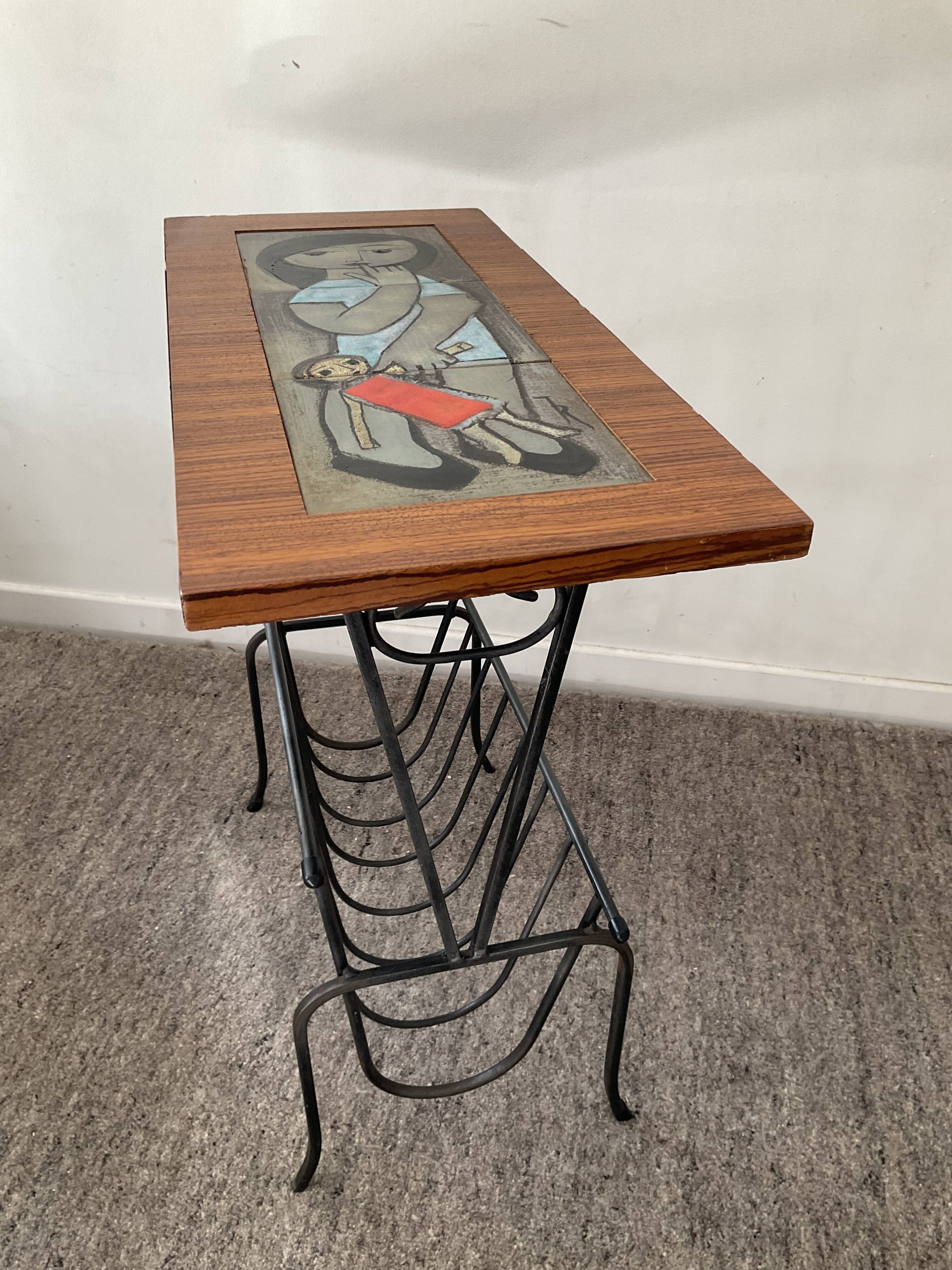 Vintage magazine holder with side table from the 60s and 70s