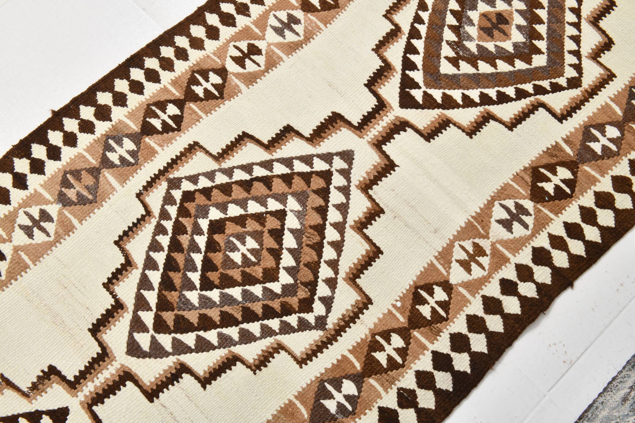 Vintage Dark Brown & Beige Classic Kilim Runner Rug, 86x252Cm