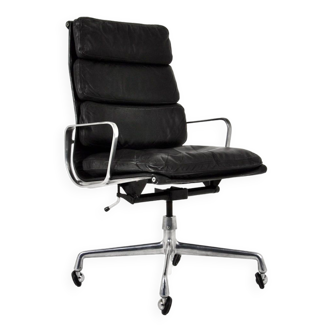 Ea 216 Soft Pad office chair by Charles & Ray Eames for Herman Miller, 1970s