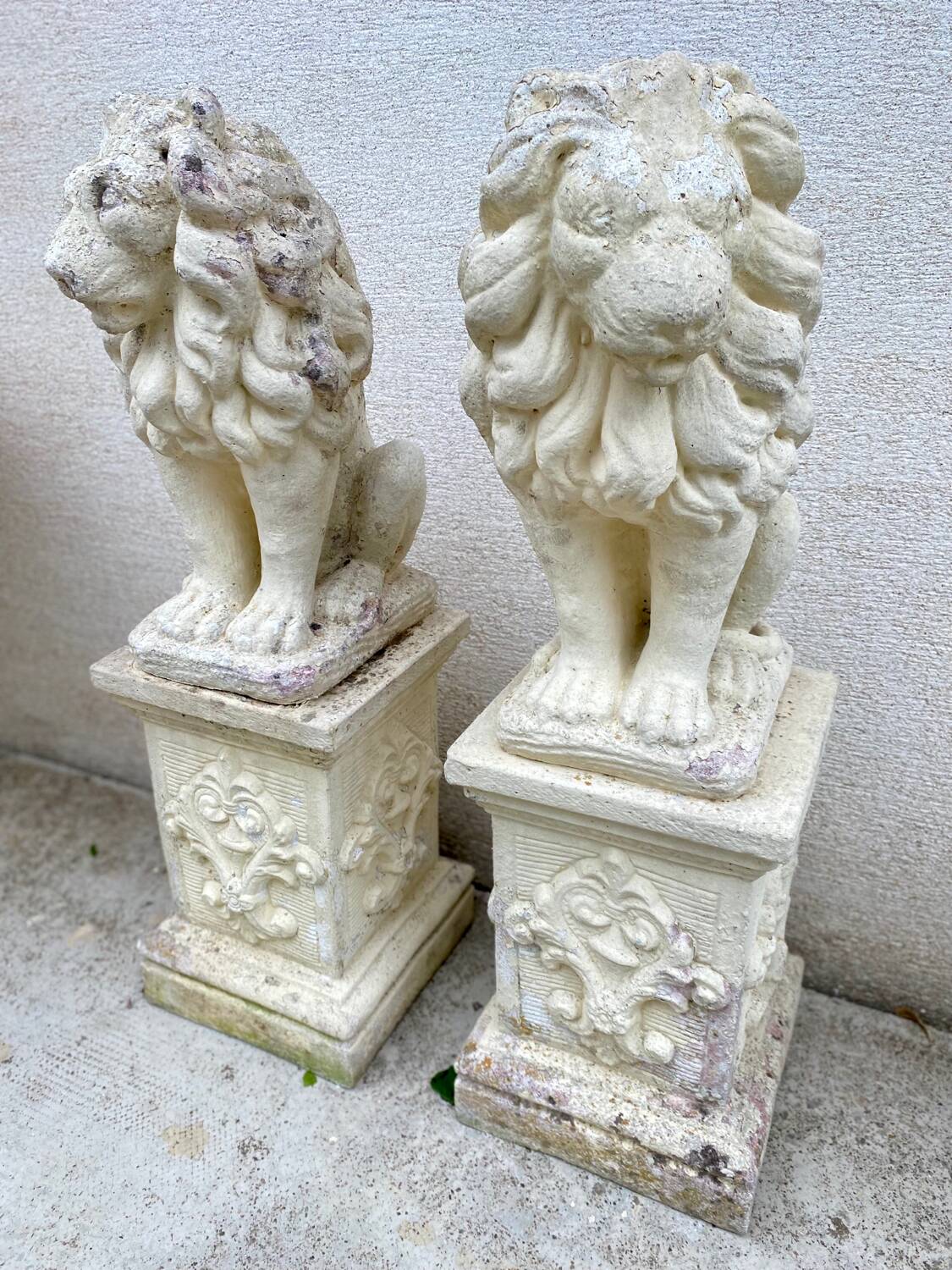 Pair of lion garden statues
