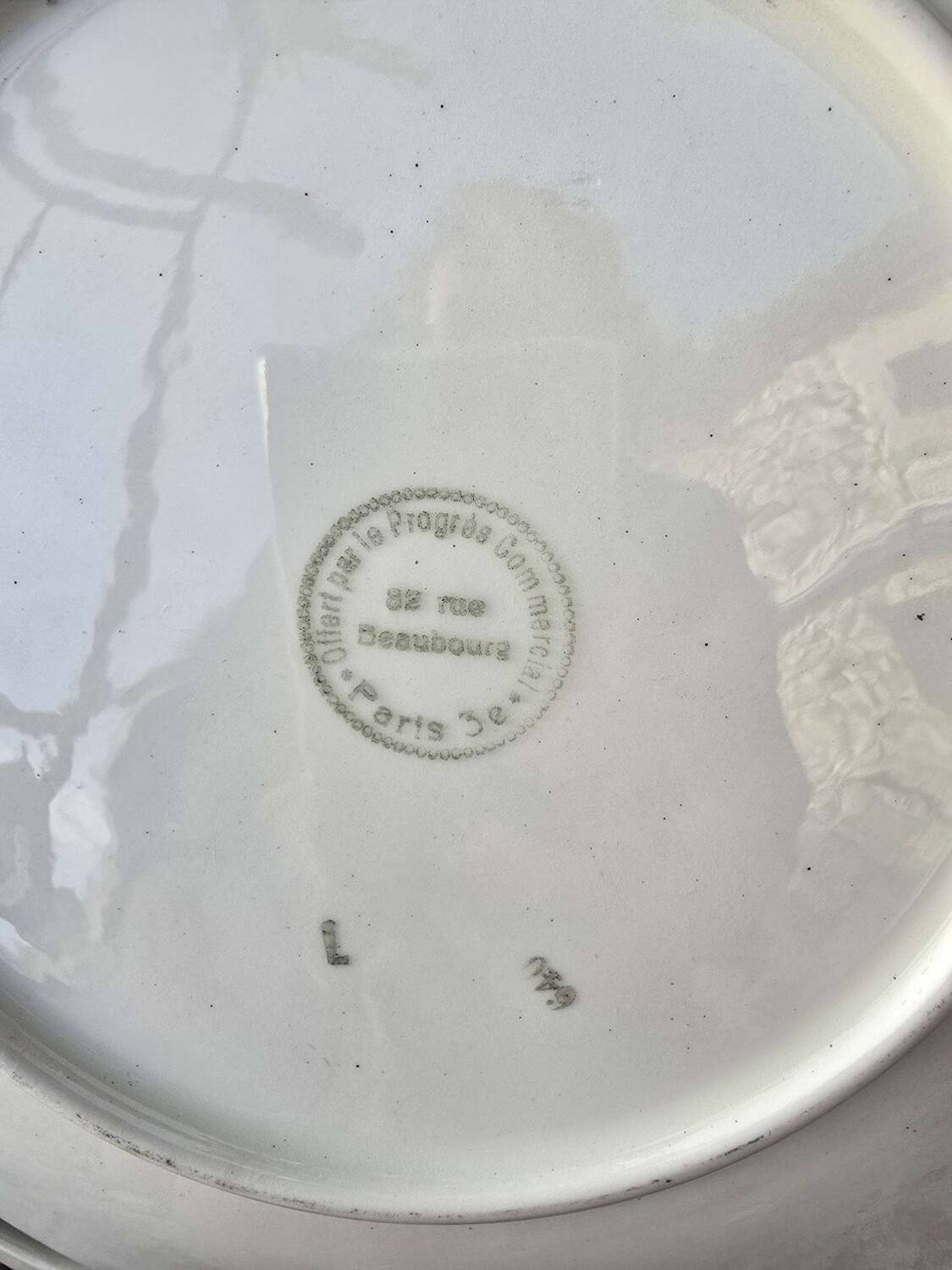 Plat à gâteaux art déco en faience (objet publicitaire années 30 à 50)