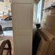 Armoire ancienne patinée  blanche