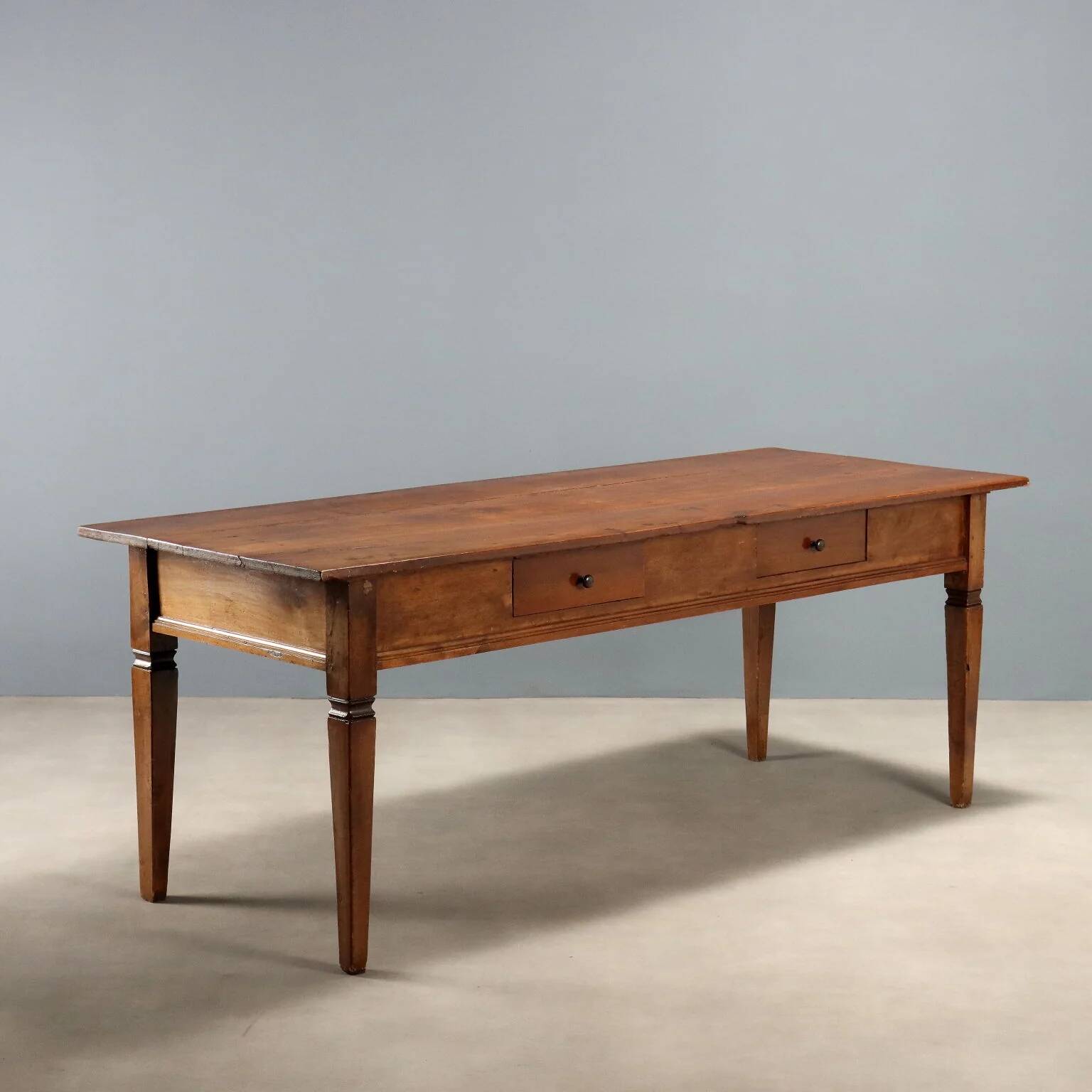 Table Directoire ancienne en noyer, Italie, XIXe siècle