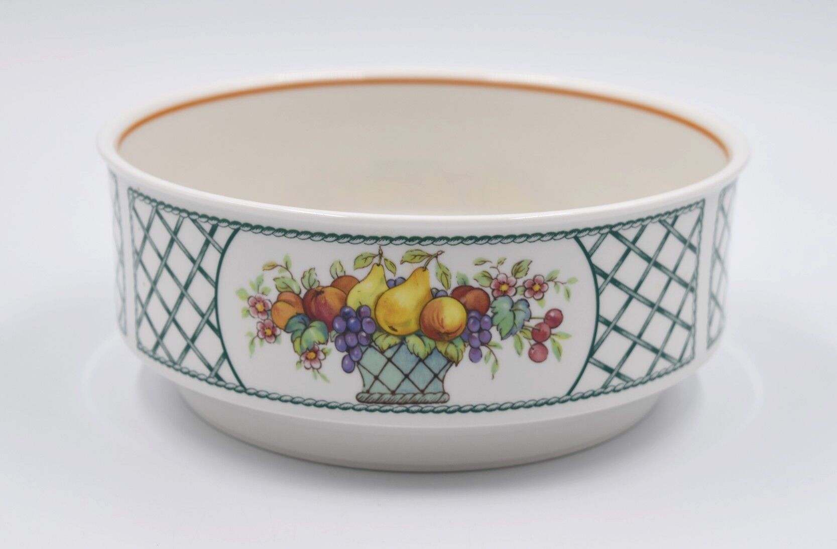 Salad bowl Villeroy & Boch model Basket