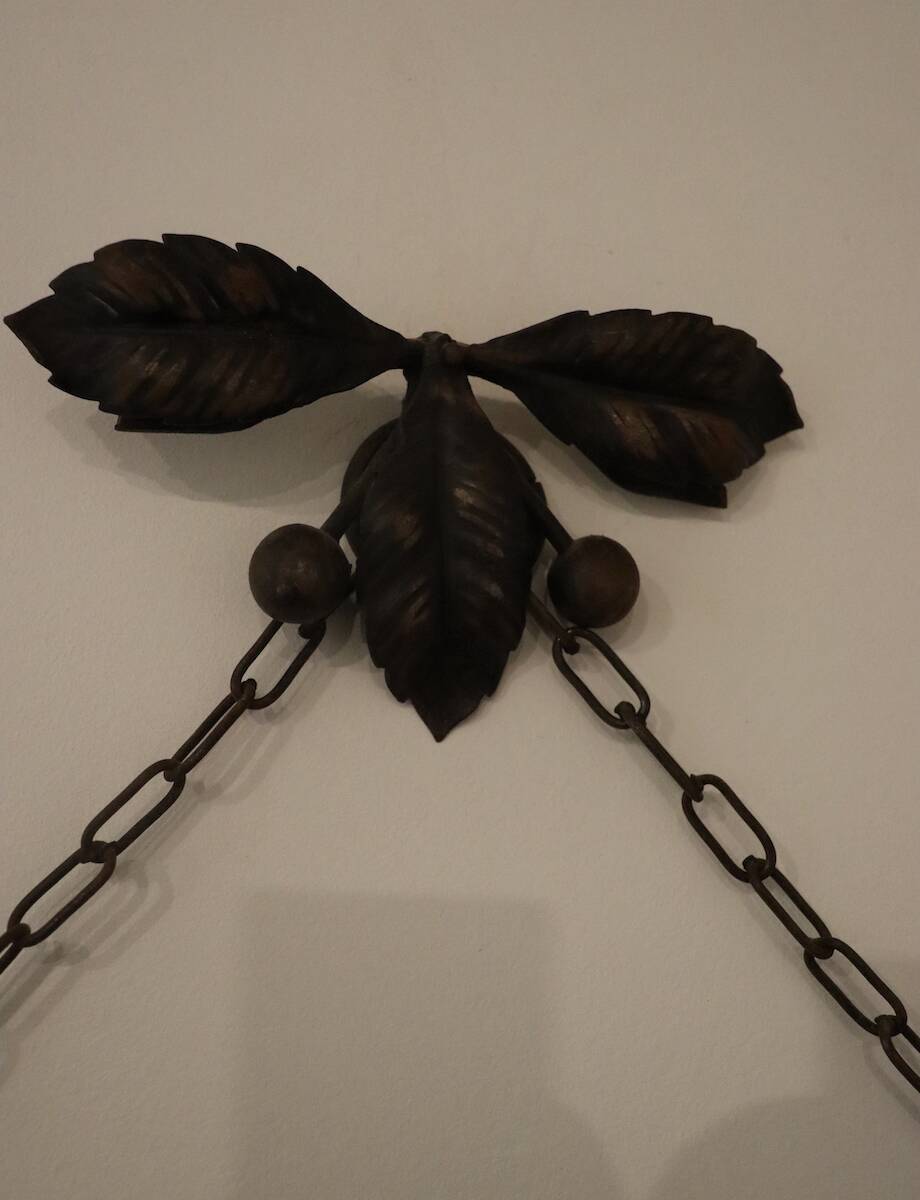 Miroir ovale en fer forgé Art Nouveau