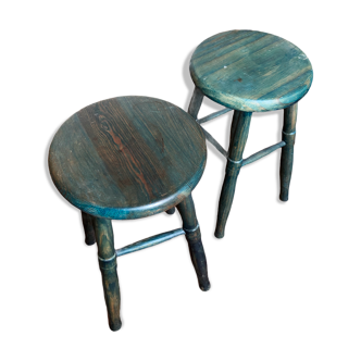 2 vintage stools