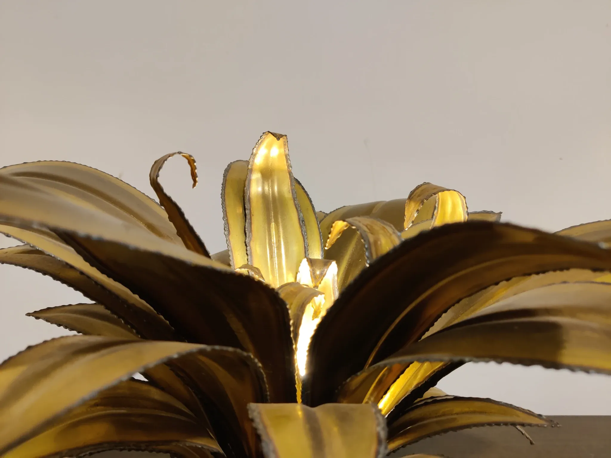 Lampe de table fleur Maison Jansen, années 1970