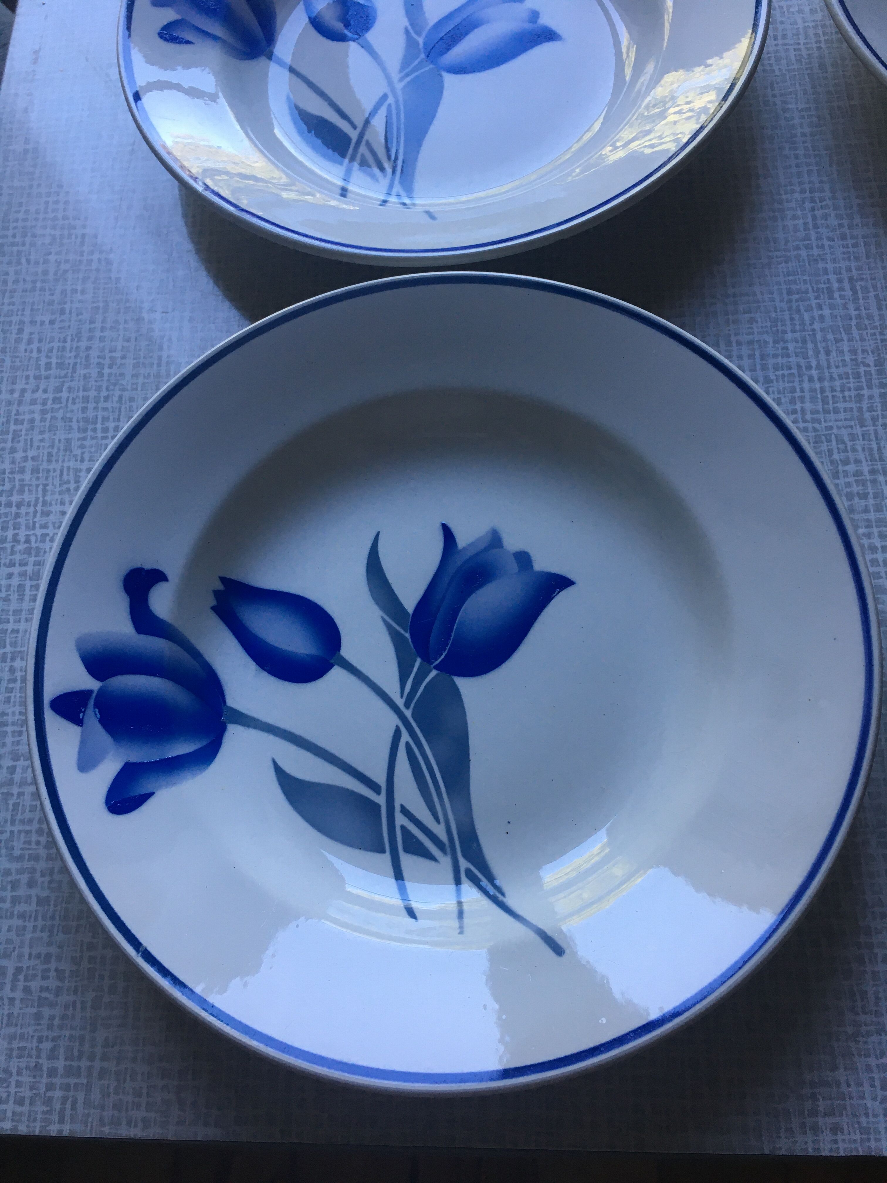 Set of 6 deep plates, Simone Moulin des Loups model