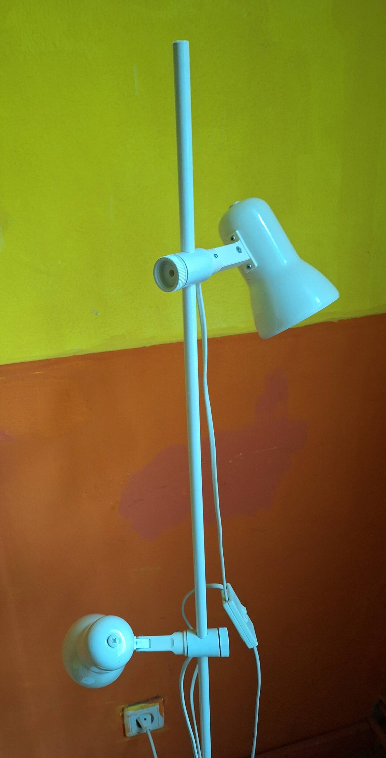 Pair of Italian multi-adjustable floor lamps with 2 spotlights, 1970s