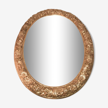 Miroir ovale en bois doré 125 cms  travail français d'époque 18ème