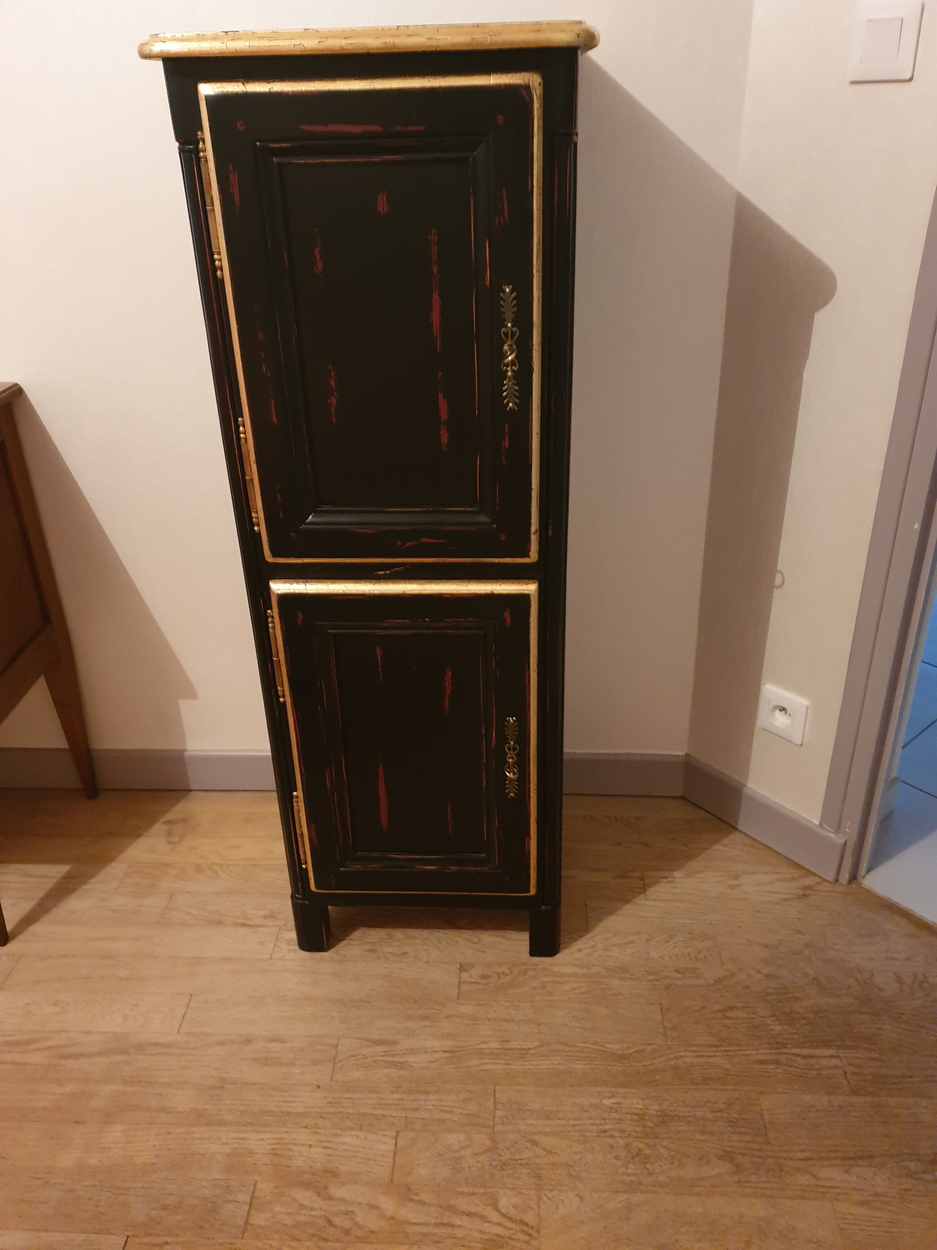 Small piece of furniture