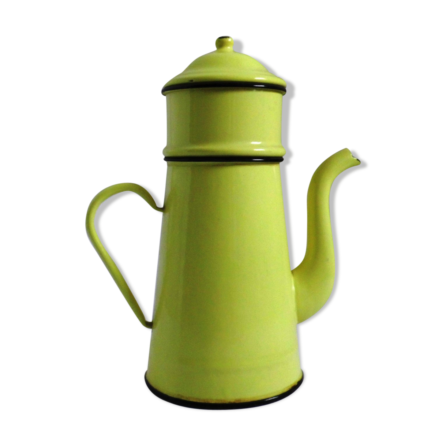 Cafetière ancienne émail jaune poussin