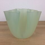 Vase mouchoir Guzzini plexiglas vert années 70