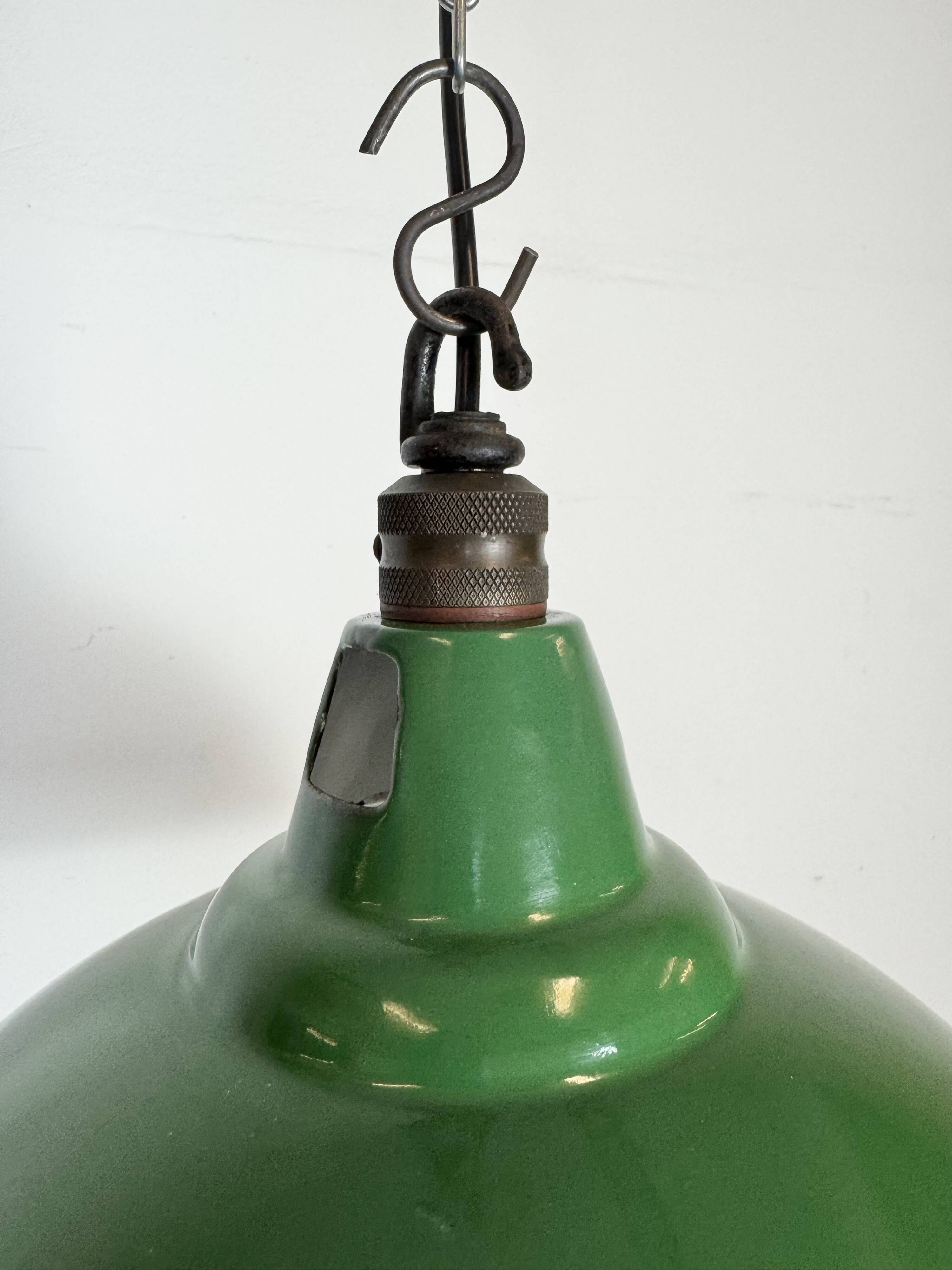 Industrial British Green Enamel Factory Pendant Lamp from Maxlume, 1960s