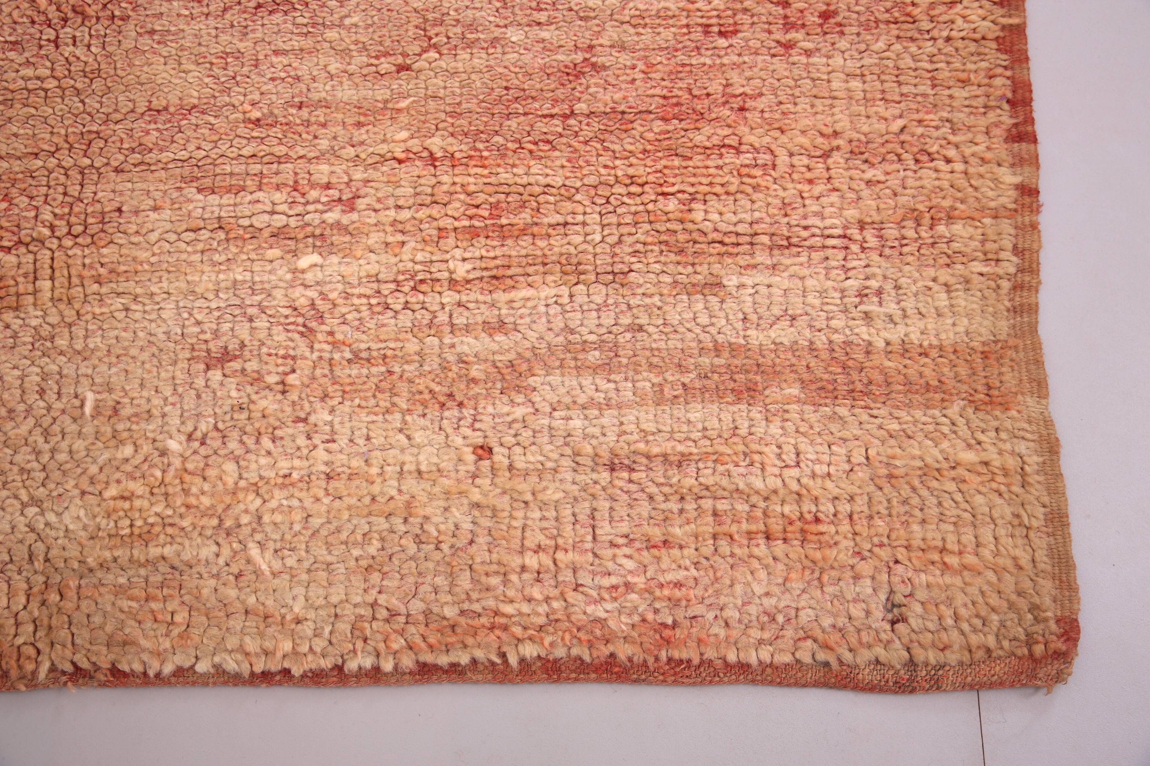 Peach Vintage Boujaad Rug 178 x 284 cm - Moroccan rug - Handmade Berber Rug