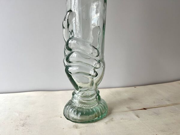 Bouteille en verre Legras ''main transparente'' vers 1920, carafe ancienne