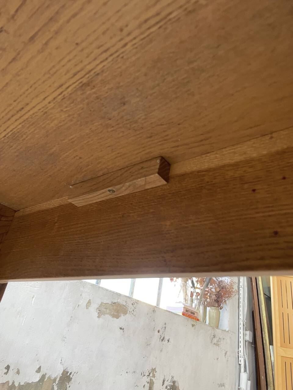 1950s round oak table