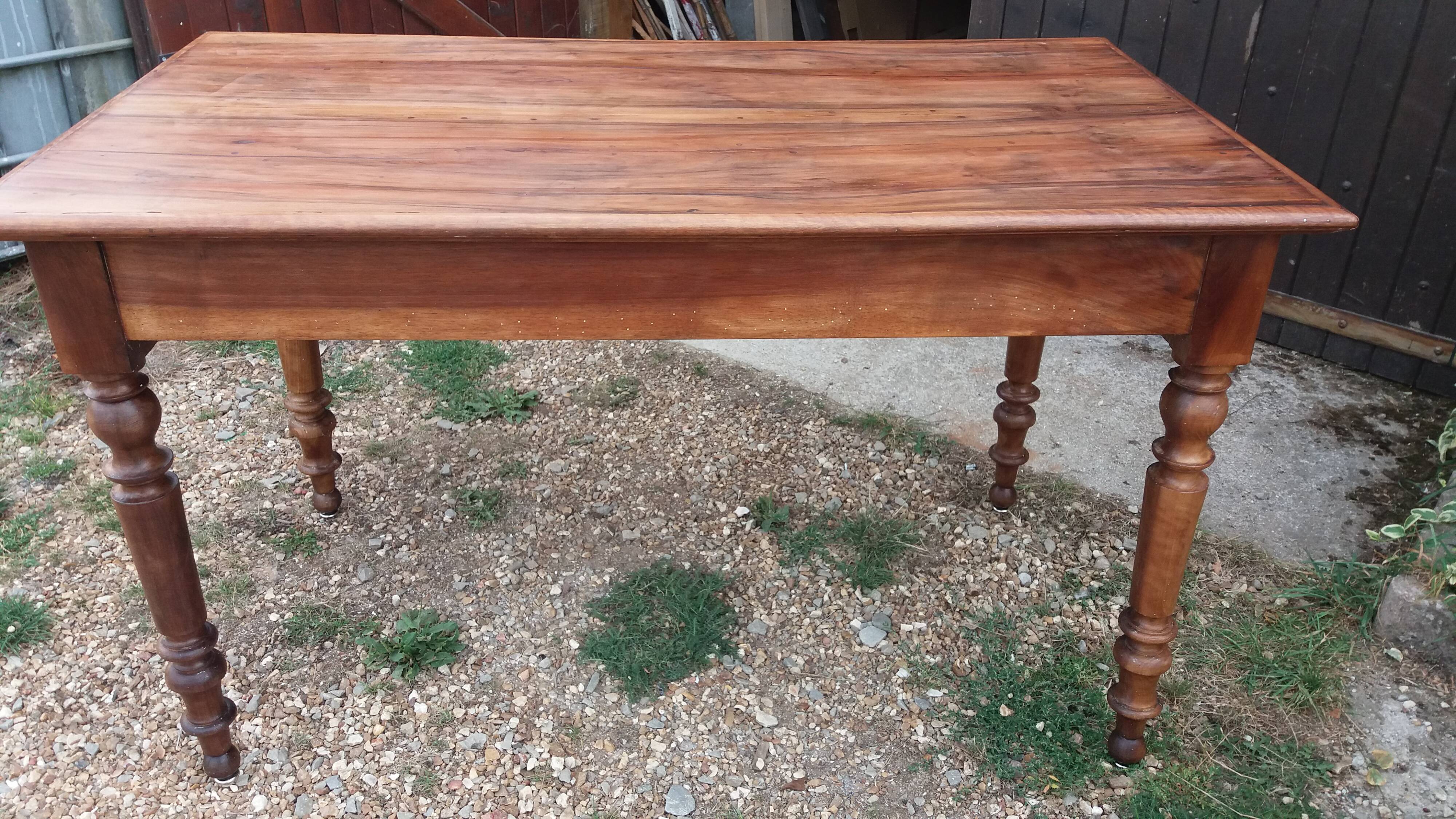 Table de cuisine rustique