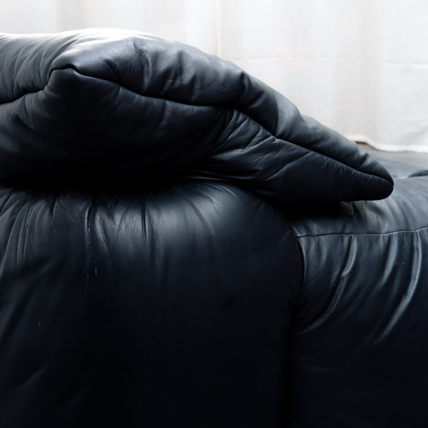 Black leather sofa, 70, two places