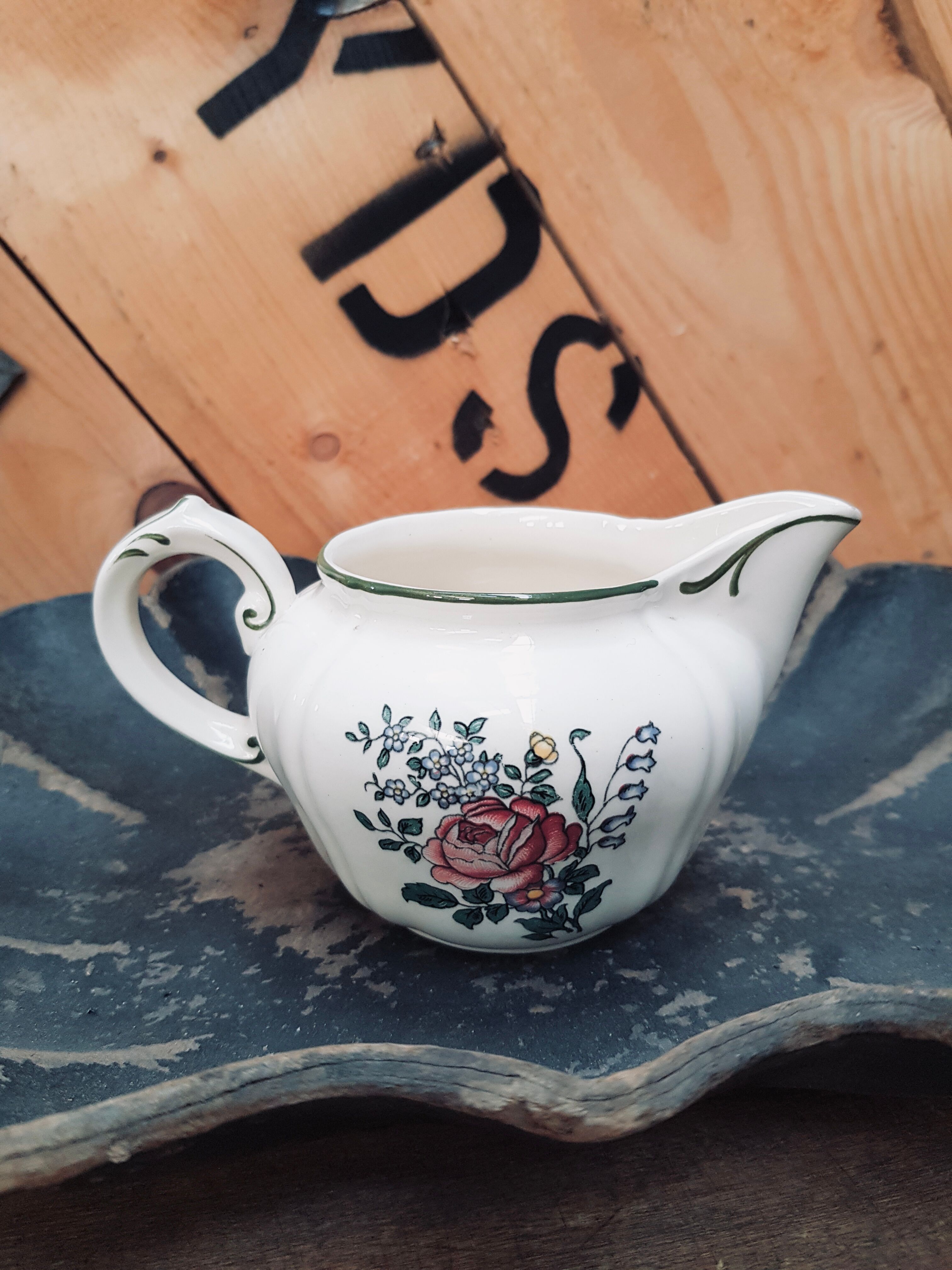 Villeroy milk pot and boch