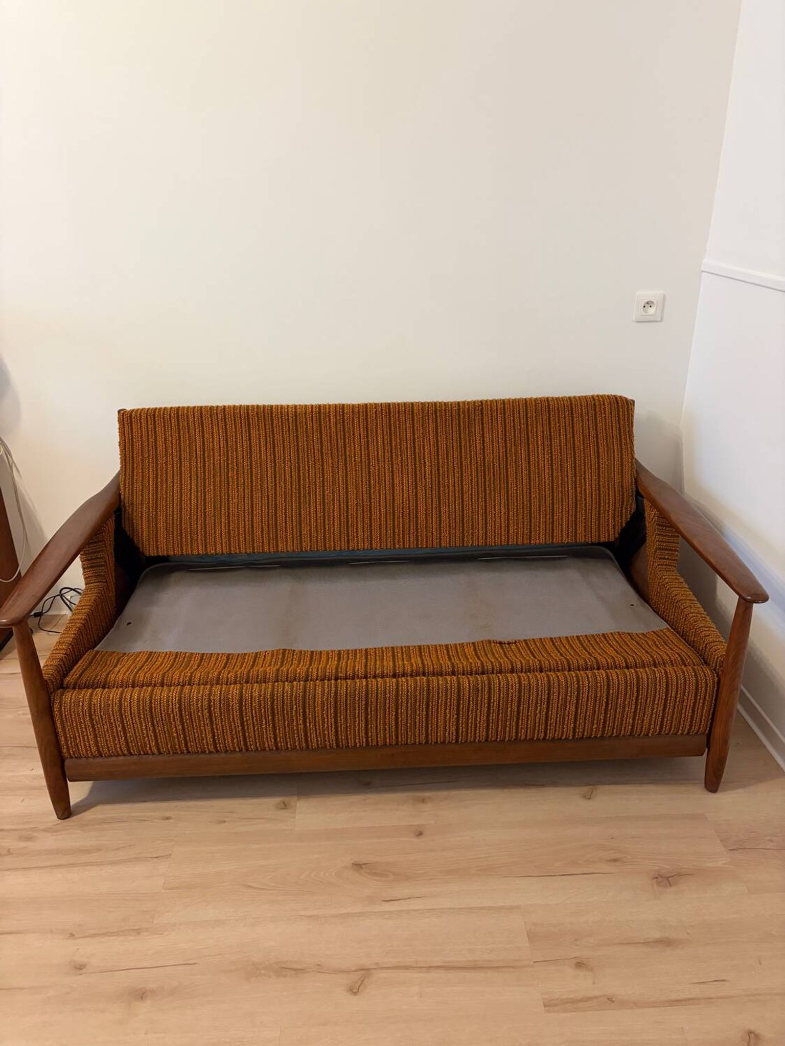 Scandinavian convertible sofa in teak by Grete Jalk, 1960s.