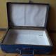 Valise bleue vintage