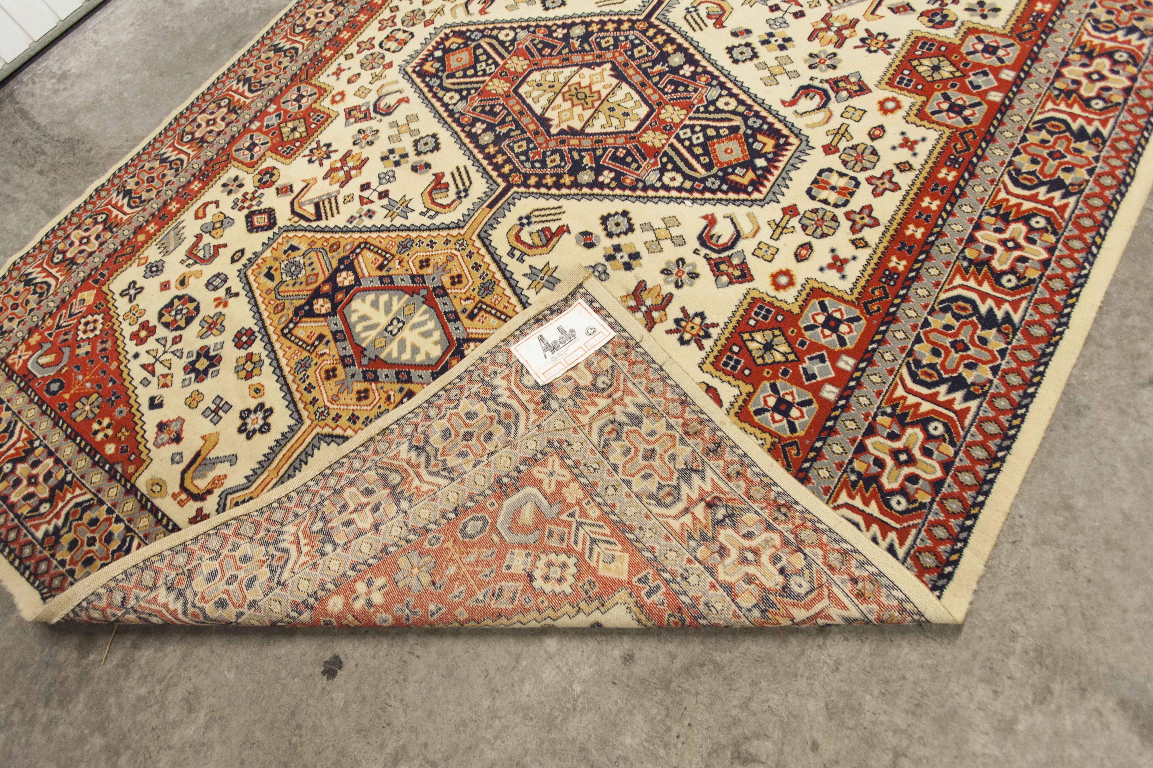 Apollo brand Persian rug, 100% virgin wool, Eulan Bayer Germany