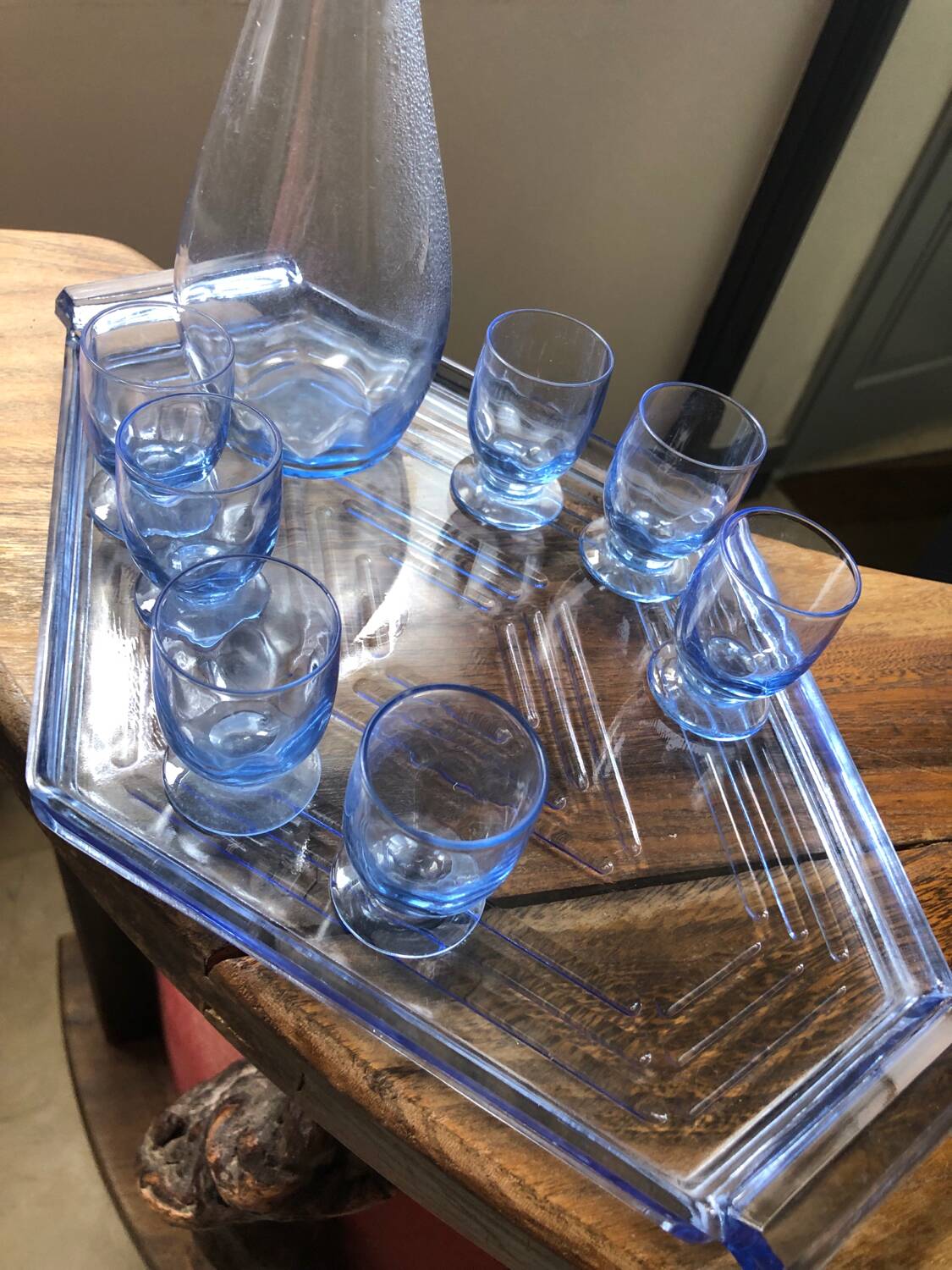 Carafe, glasses, tray