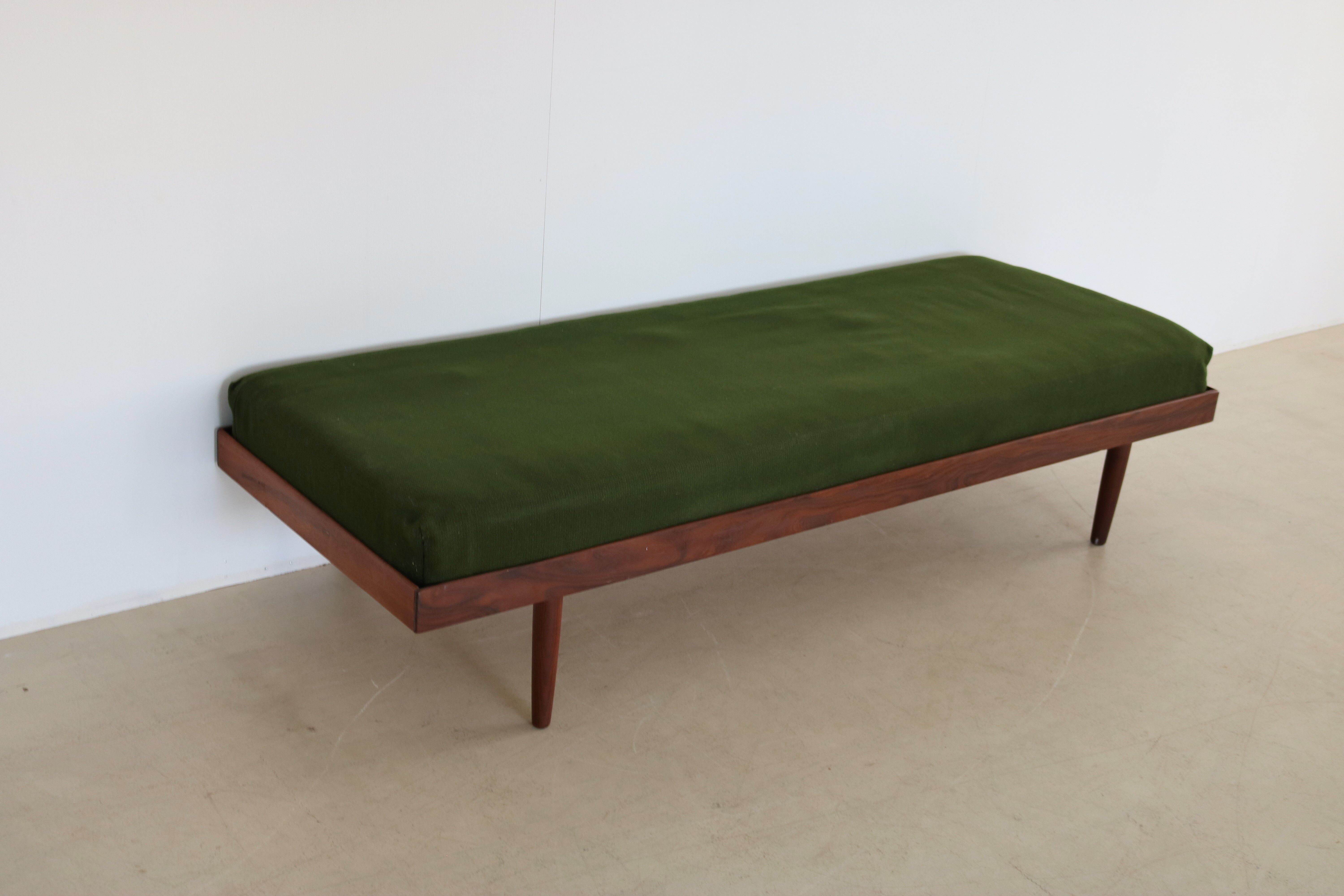Vintage danish daybed