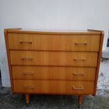 Four drawer chest of drawers year 1960