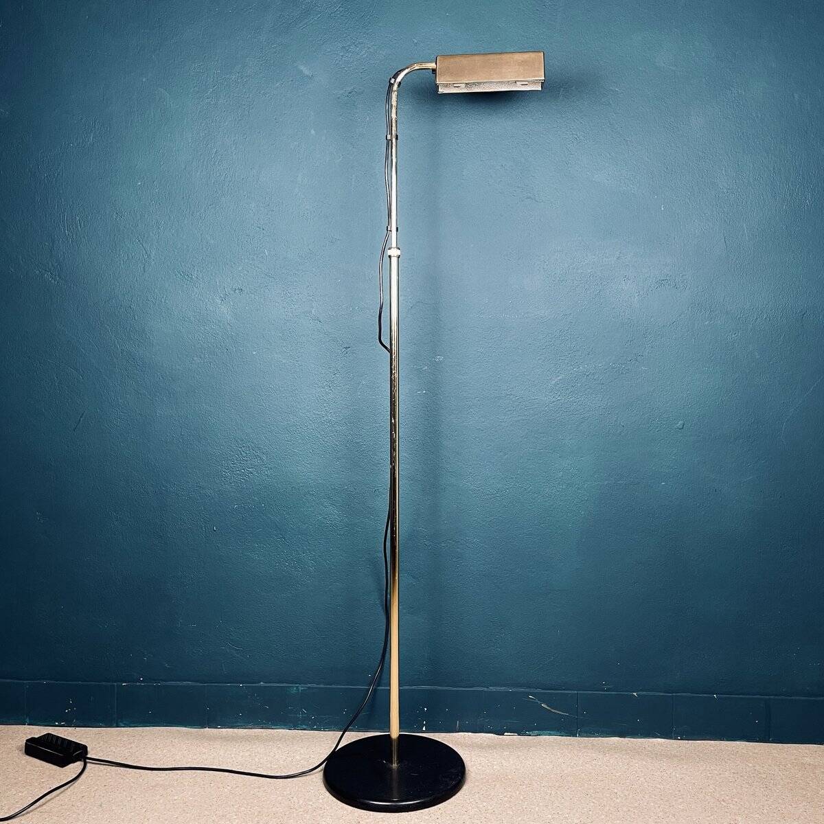 Italian brass floor lamp from the mid-century by Relux Milano, 1970s.