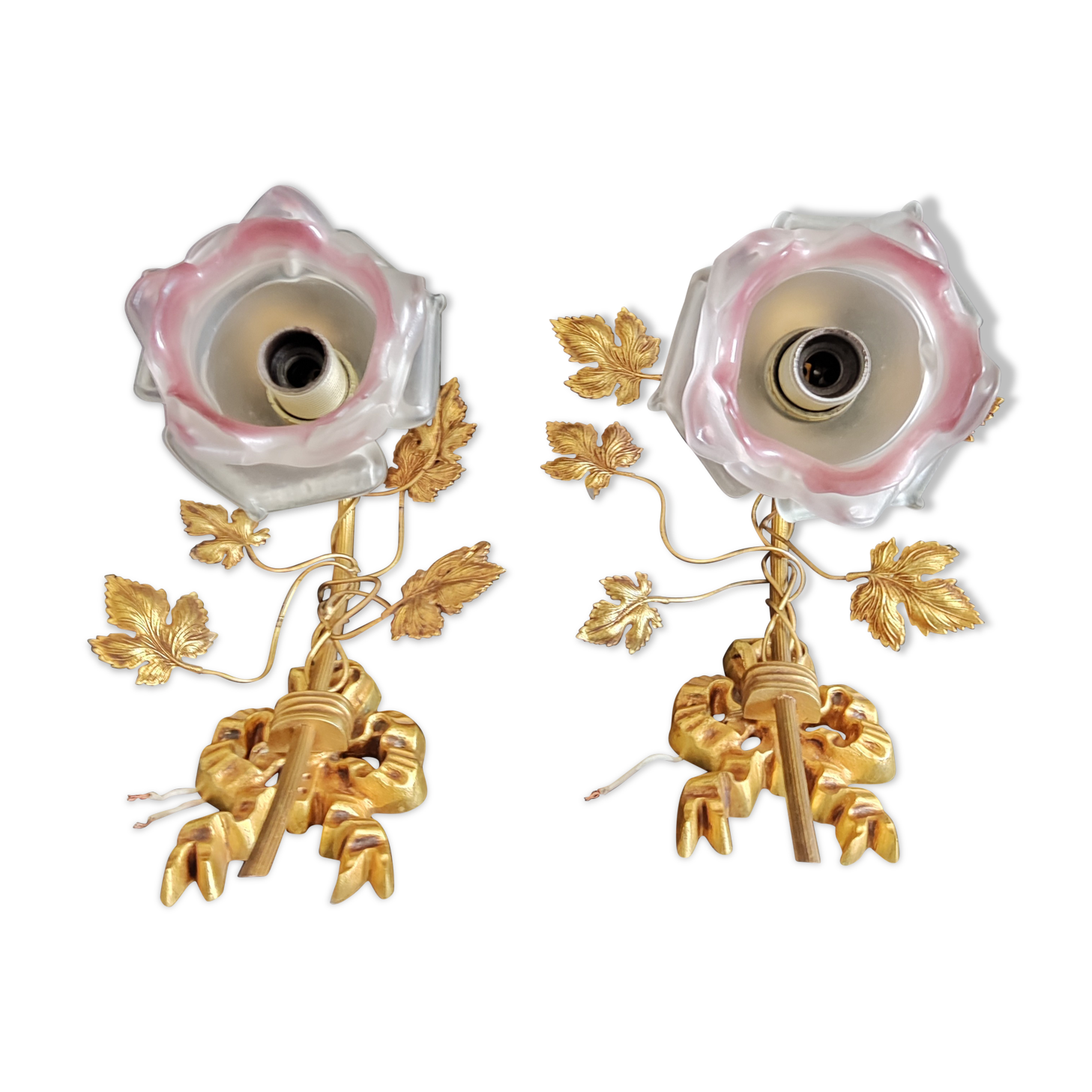 wall lamps golden and purple flowers