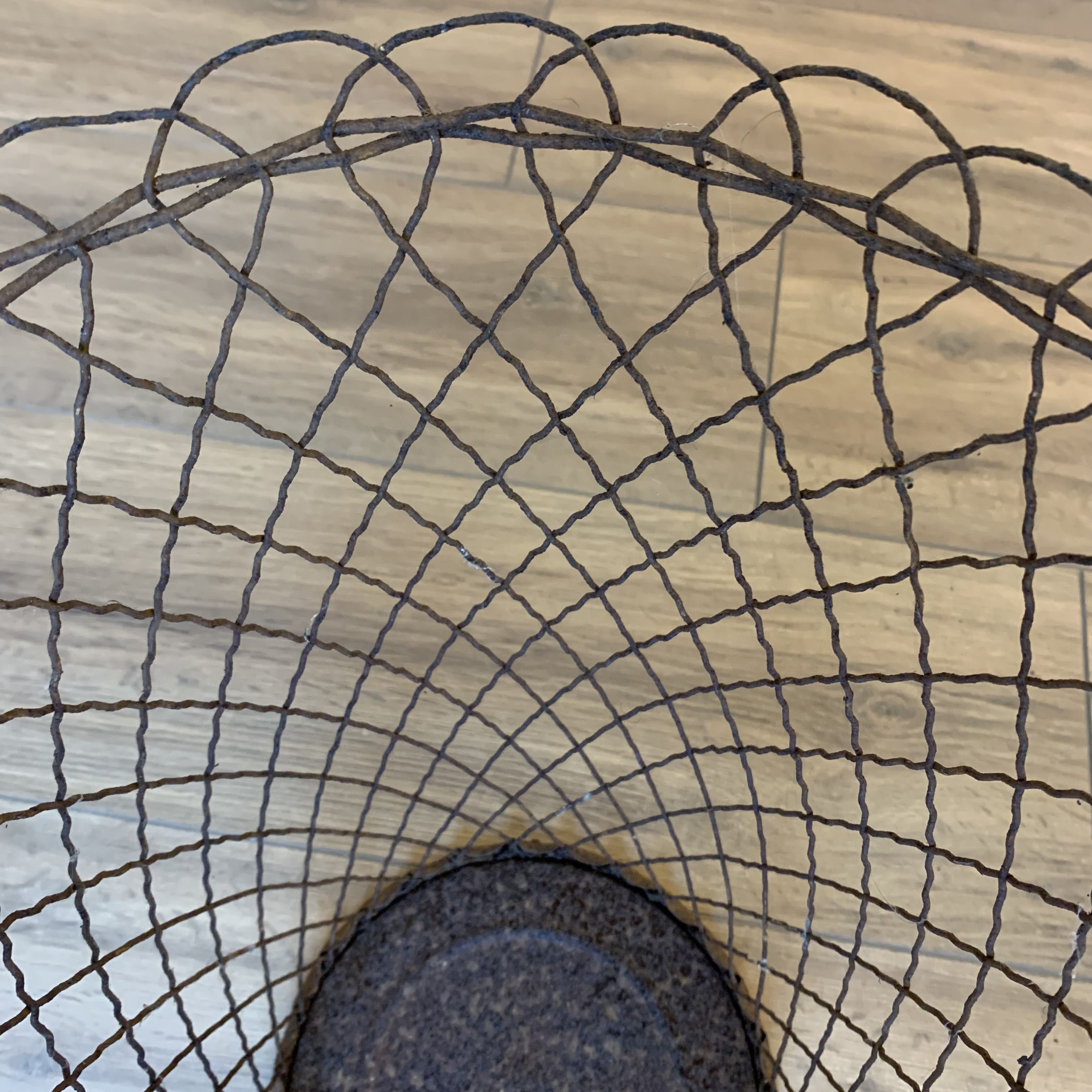 Old vintage paper basket "Grillondu"