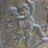 UMBRELLA HOLDER in copper with decoration in repelled CHERUBIN PUTTI ANGELOT, copperware XIX th century