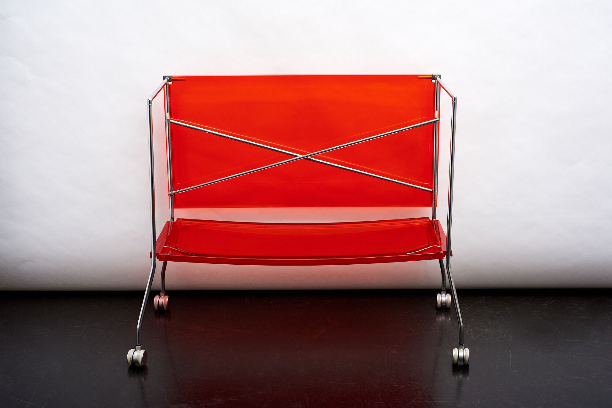 Flip trolley by Antonio Citterio, Kartell