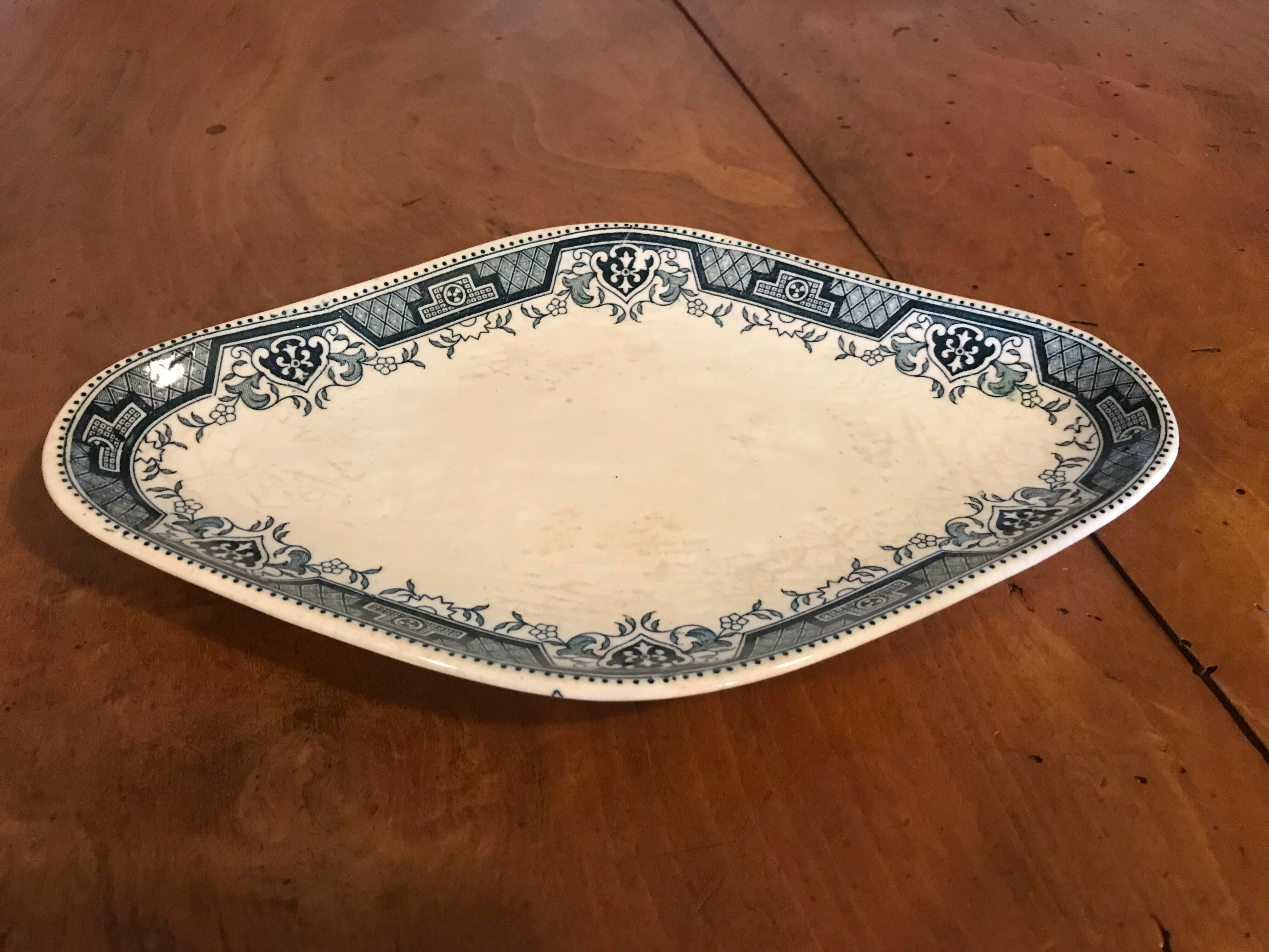 Old porcelain ravier St Amand Hamage