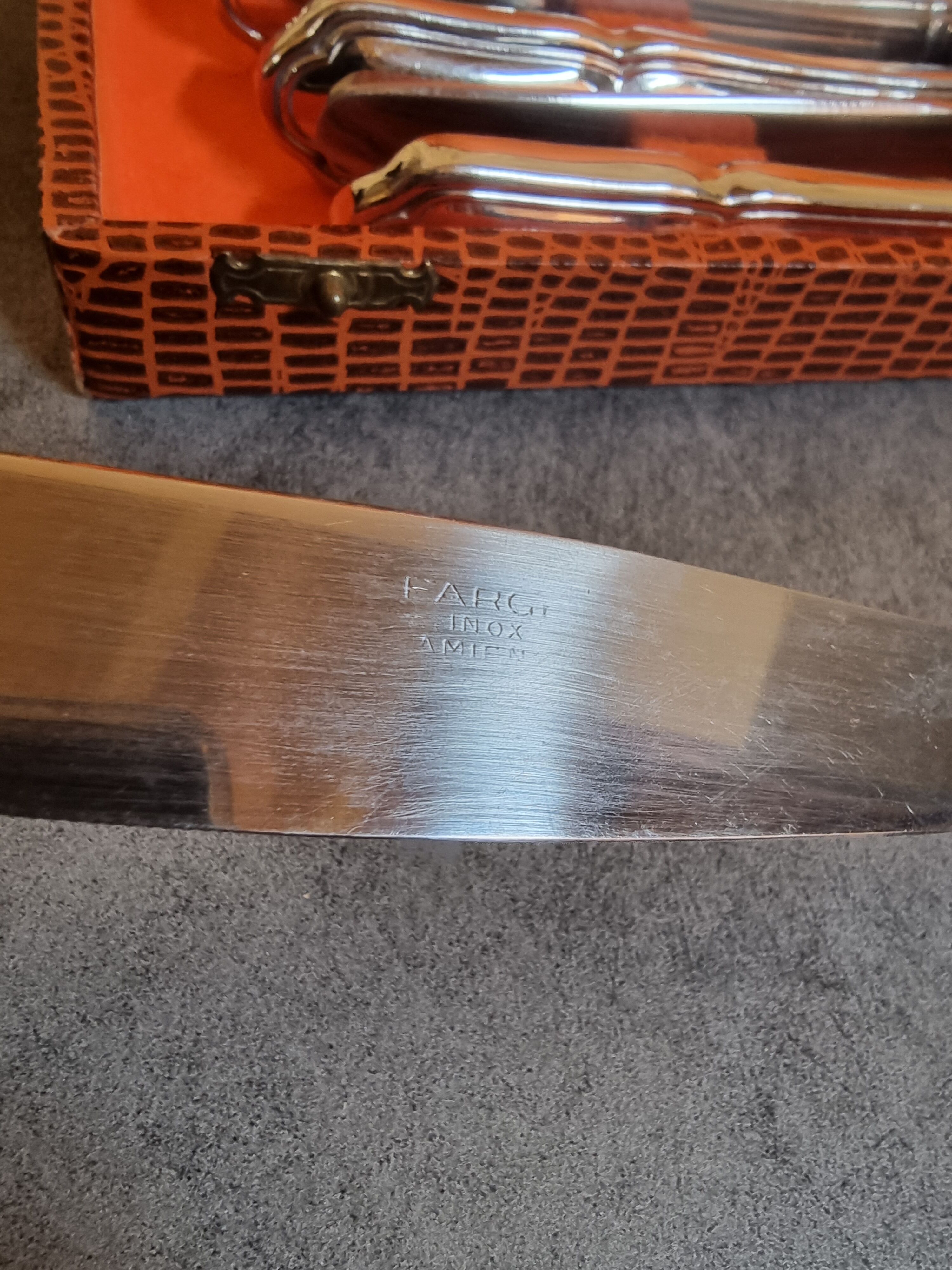 Stainless steel table knives