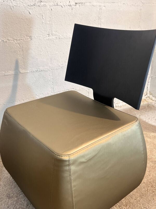 Paire de chauffeuses ''Tazia'' Pascal Mourgue pour Ligne Roset